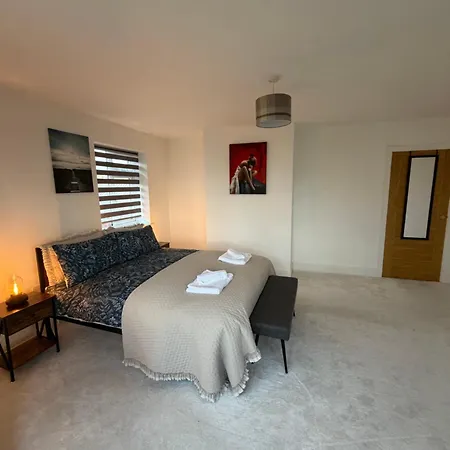 Avon Dhu 6 Bedroom Luxury Retreat ヨーク
