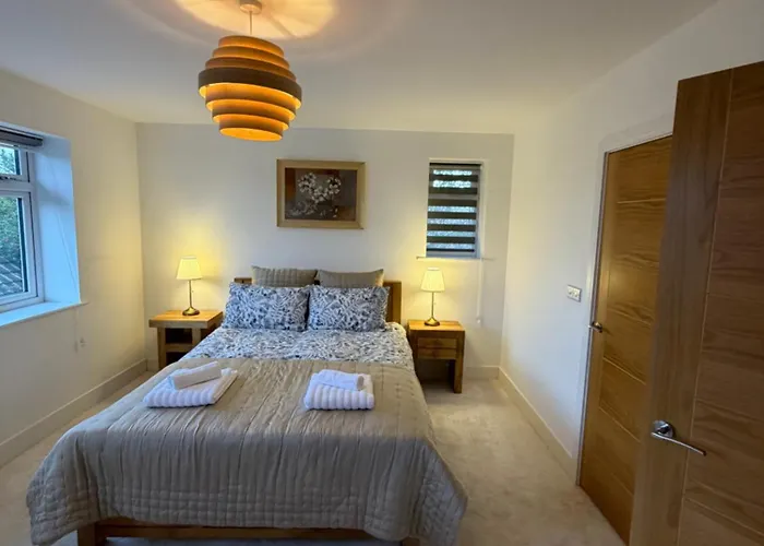 Avon Dhu 6 Bedroom Villa York