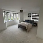 Вилла Avon Dhu 6 Bedroom Luxury Retreat *