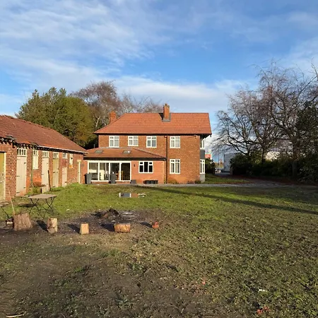 Villa Avon Dhu 6 Bedroom *