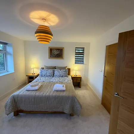Avon Dhu 6 Bedroom Luxury Retreat Villa York