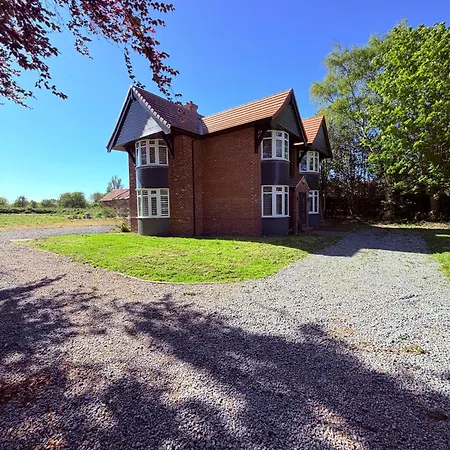 Avon Dhu 6 Bedroom Luxury Retreat York