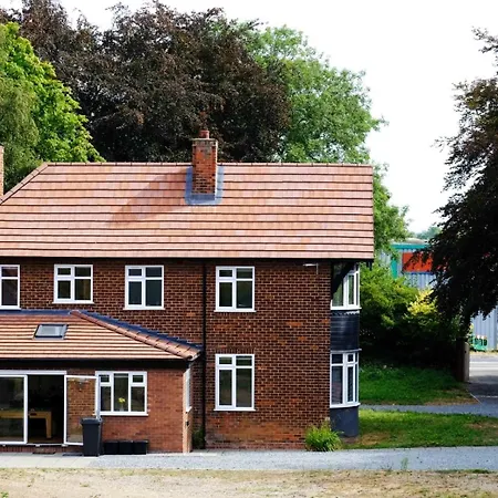 Avon Dhu 6 Bedroom Luxury Retreat 요크
